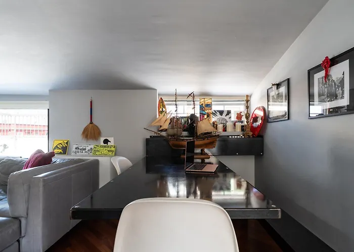 Interno Dieci בארי