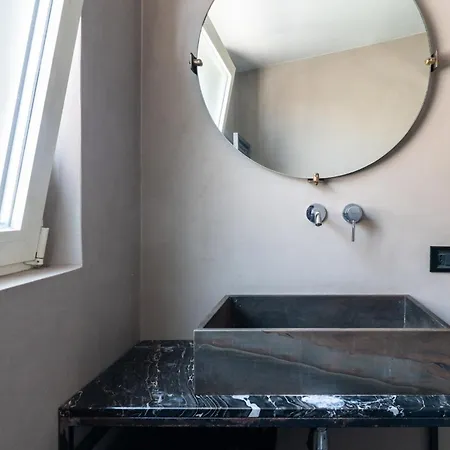 Interno Dieci Apartament