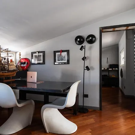 Interno Dieci Bari