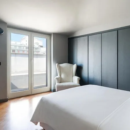 Interno 公寓 *