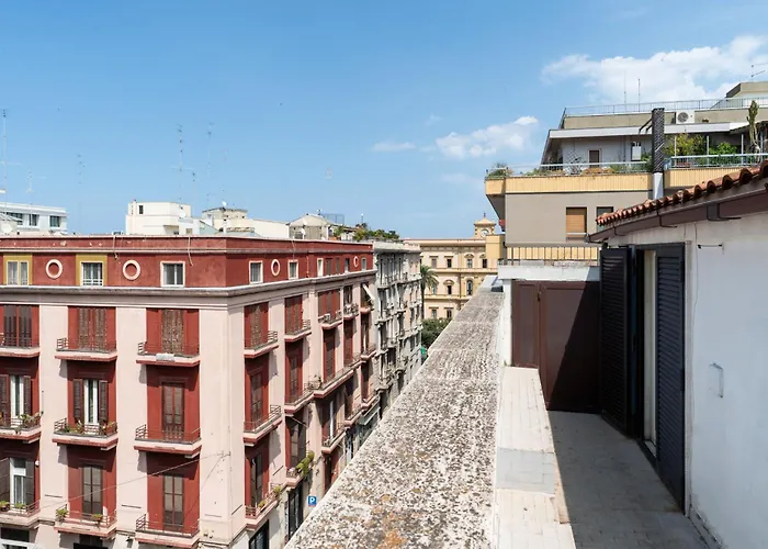 Interno Dieci * Bari